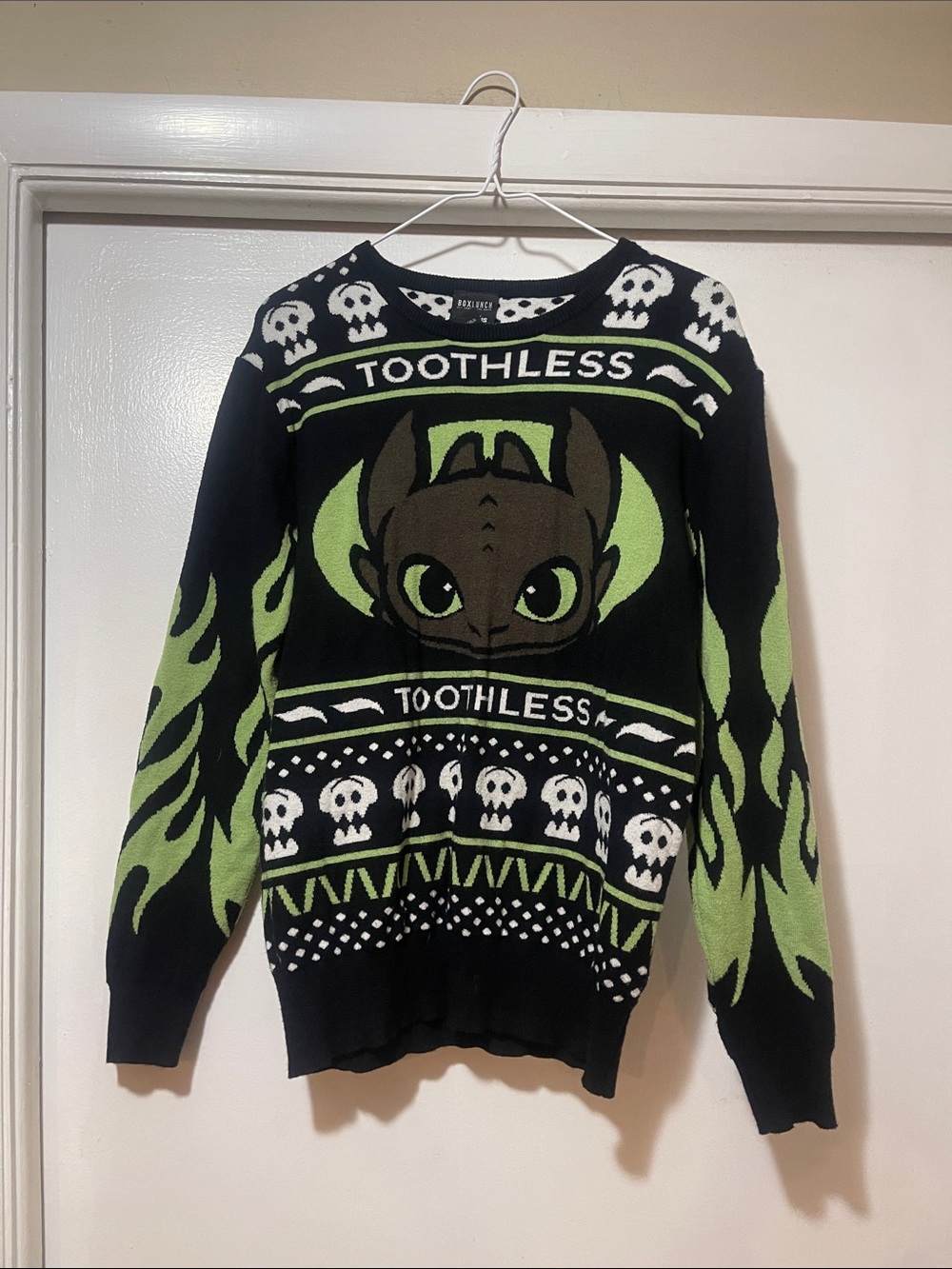 Toothless Dragon Knit Sweater - box lunch Black & Lime Green small